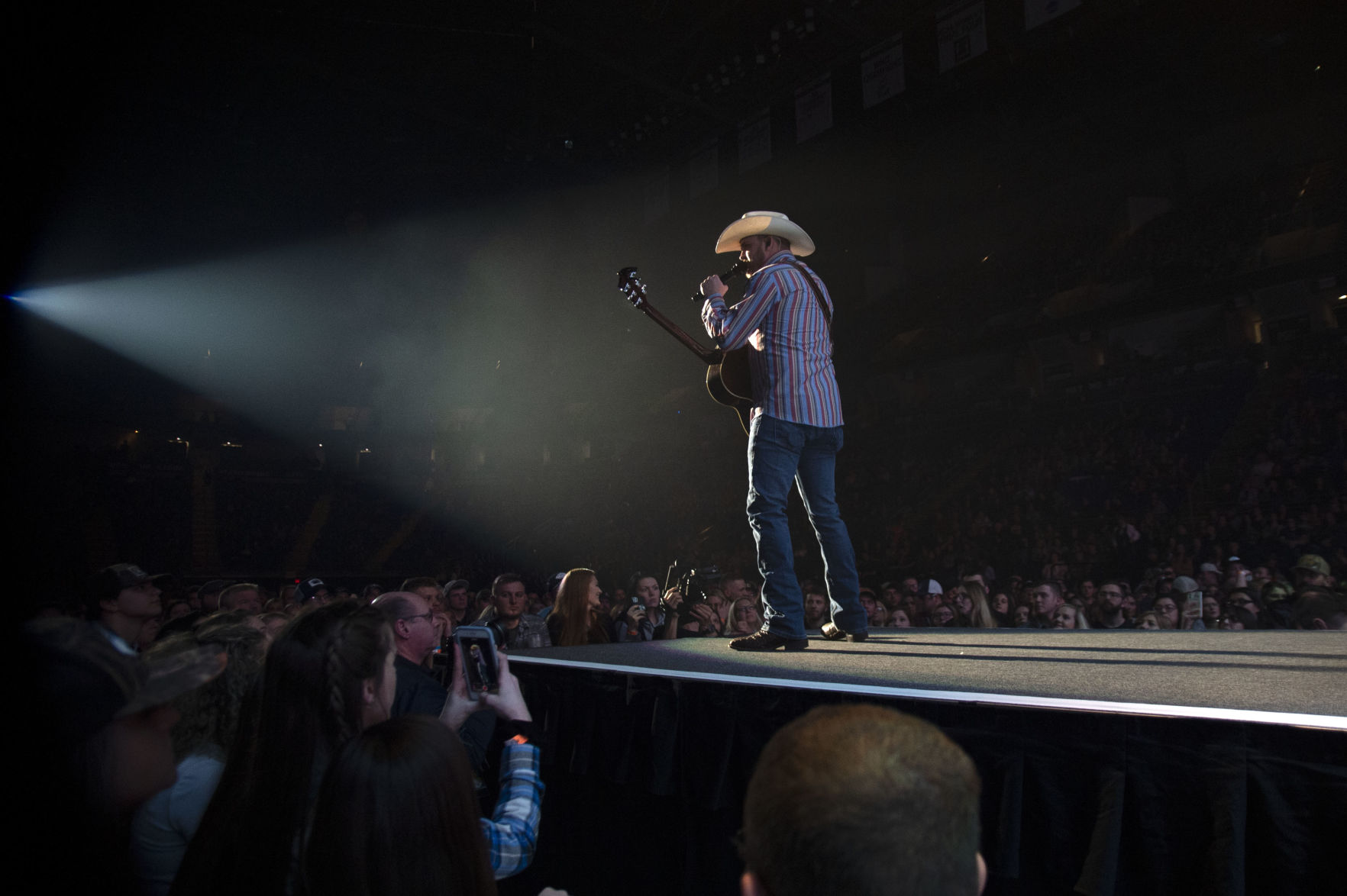 Luke Combs Concert, Drew Parker